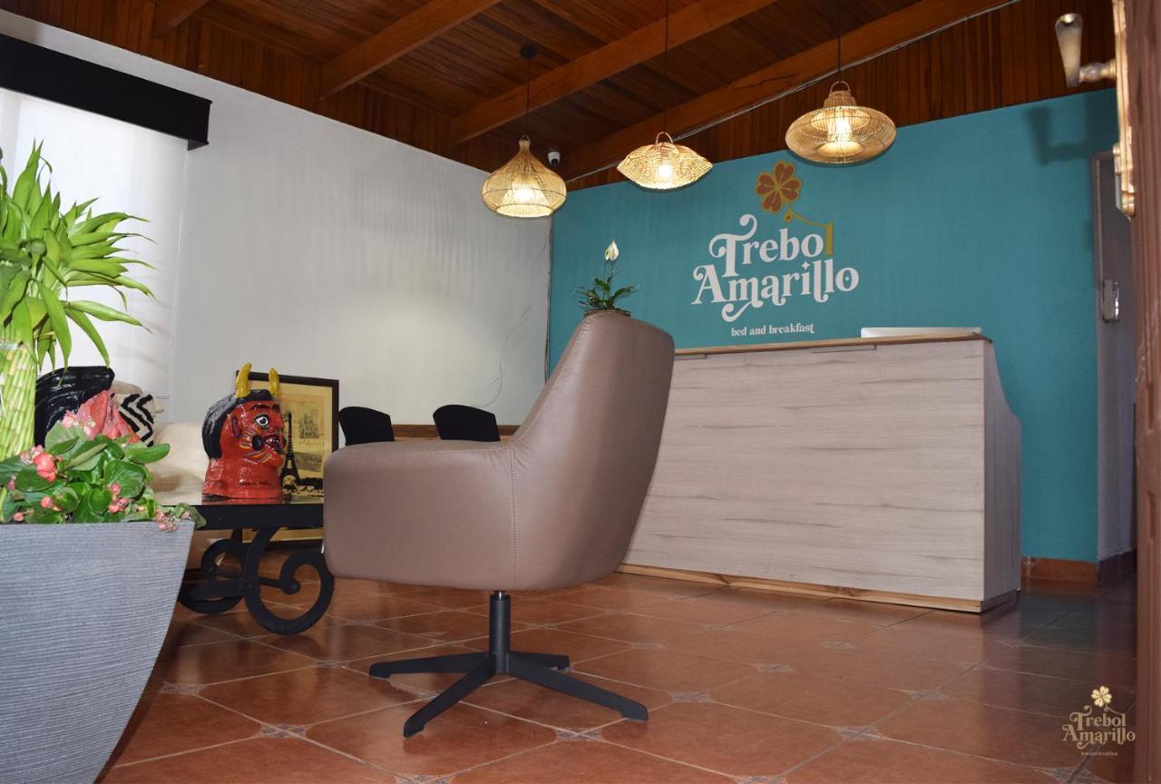 Trebol Amarillo Bed & Breakfast Escazú Eksteriør billede