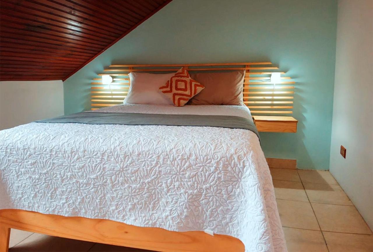 Trebol Amarillo Bed & Breakfast Escazú Eksteriør billede