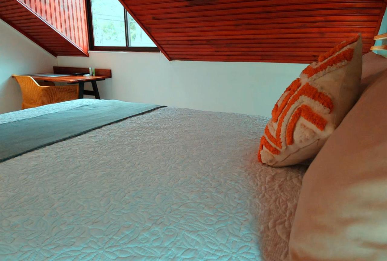Trebol Amarillo Bed & Breakfast Escazú Eksteriør billede
